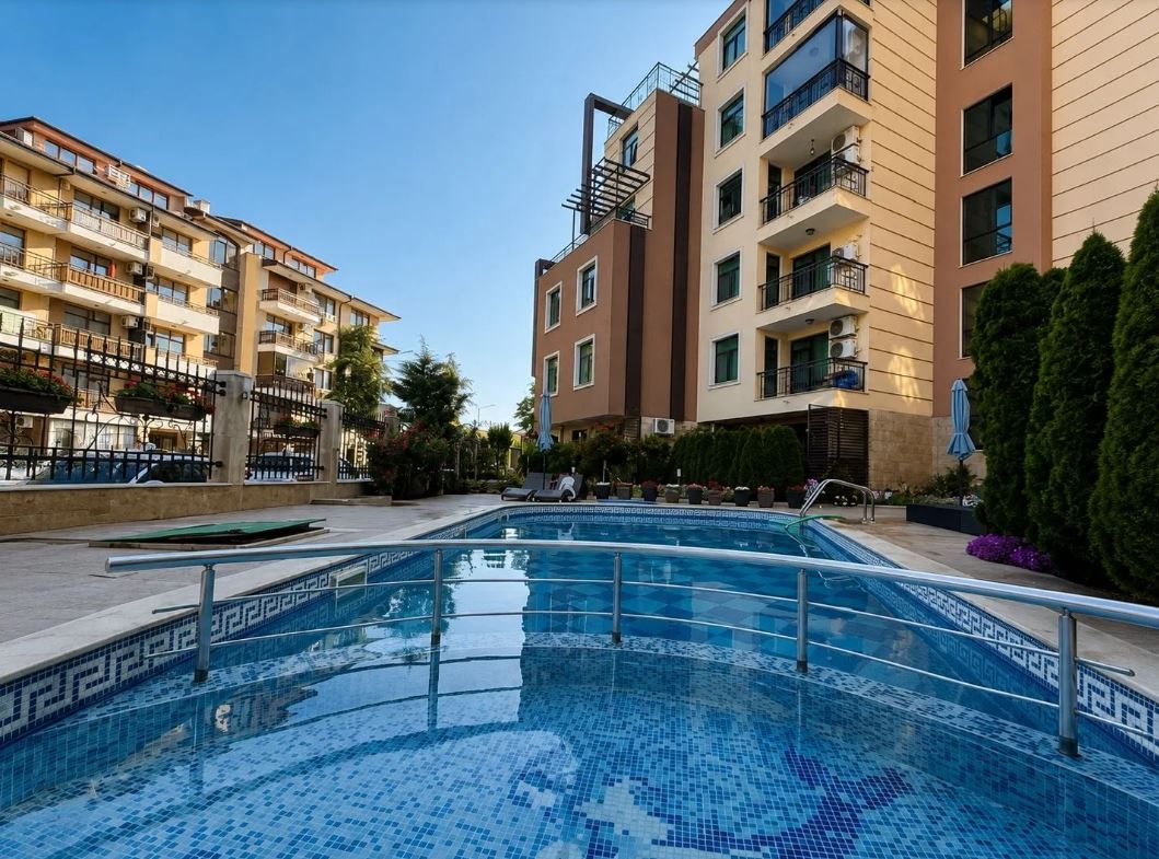 Prostorný mezonetový apartmán s panoramatickou terasou v Ravdě – skvělá volba pro bydlení, odpočinek nebo investici