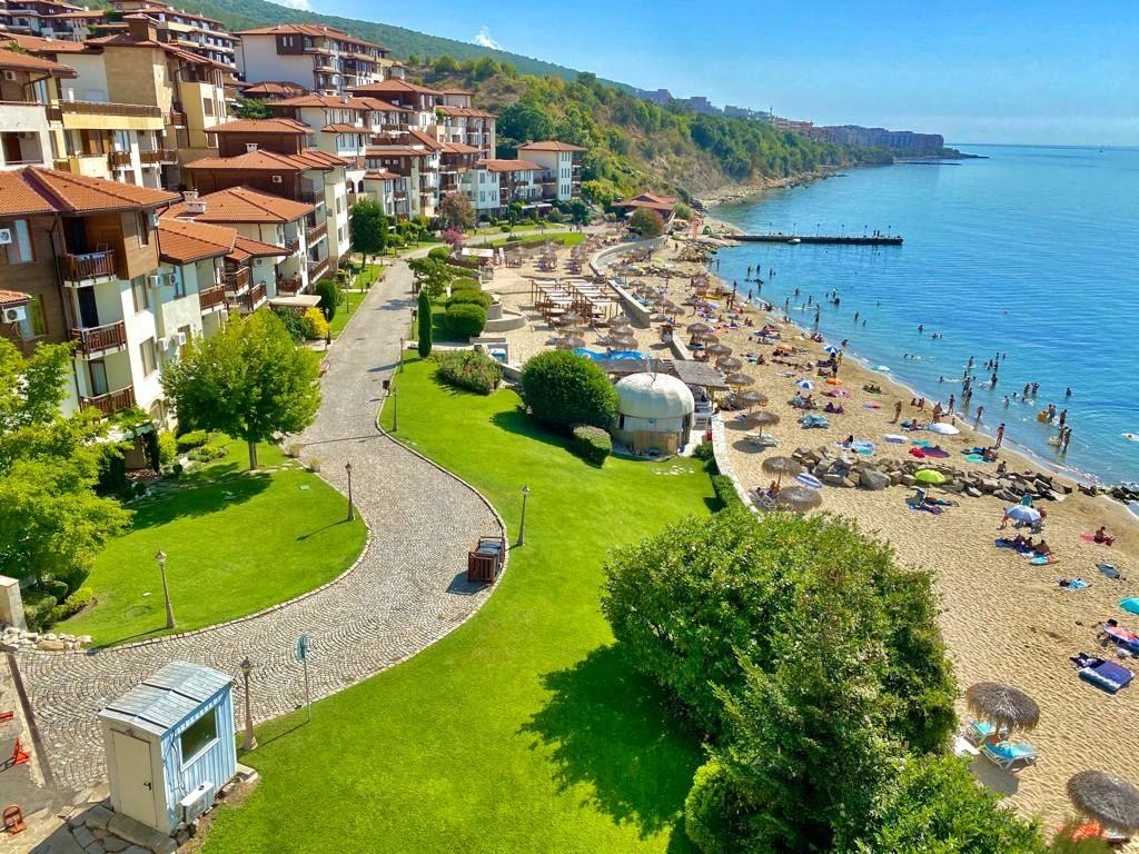 Apartmán s jednou ložnicí v první linii v prémiovém komplexu ve Sveti Vlas