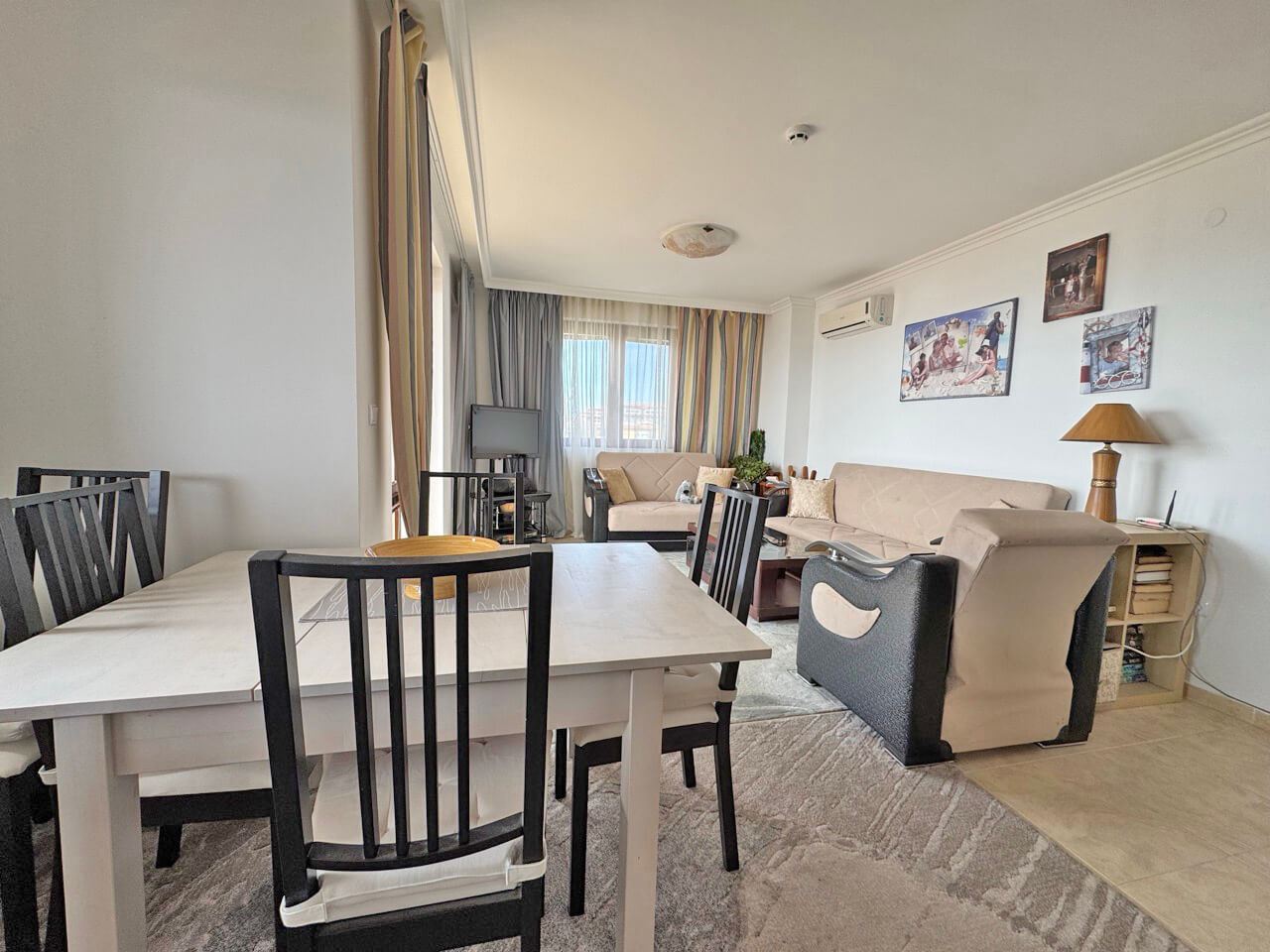 Prostorný byt se 2 ložnicemi v butik komplexu jen pár metrů od moře ve Sveti Vlas 