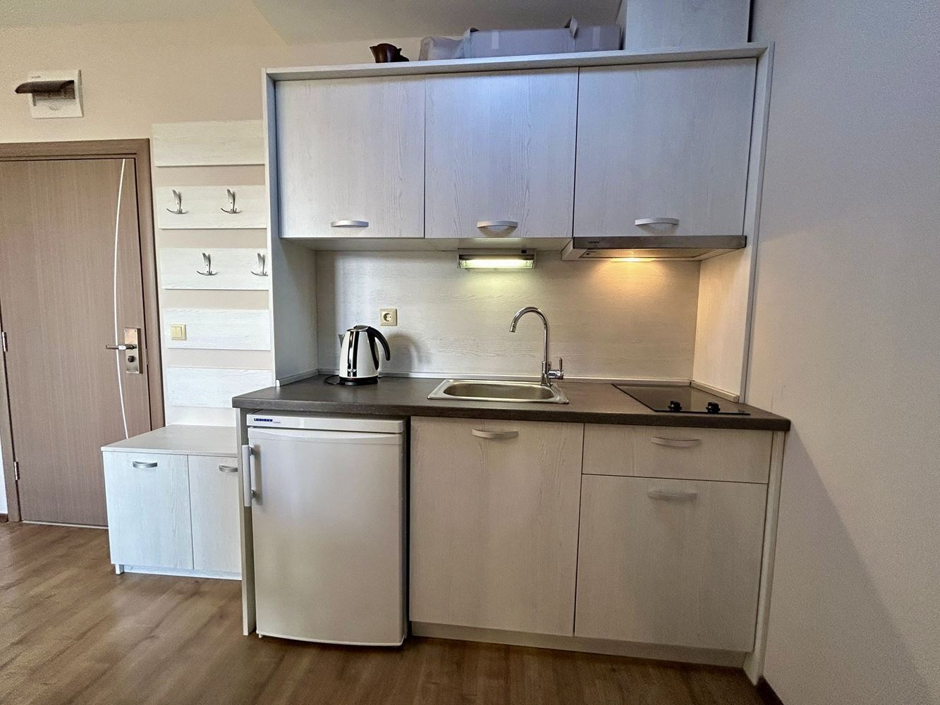 Moderní studio v prestižním komplexu na Slunečném pobřeží – ideální pro investici i komfortní bydlení