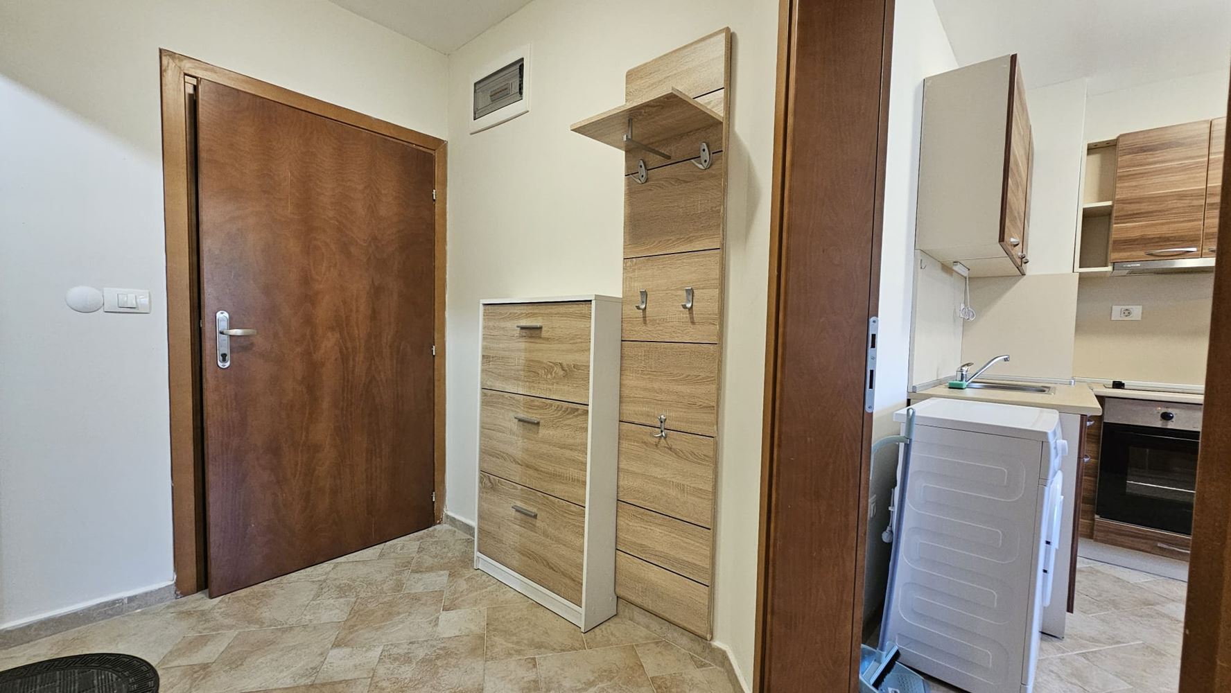 Nemovitost v první linii u moře – útulný apartmán s jednou ložnicí ve Svatém Vlasu