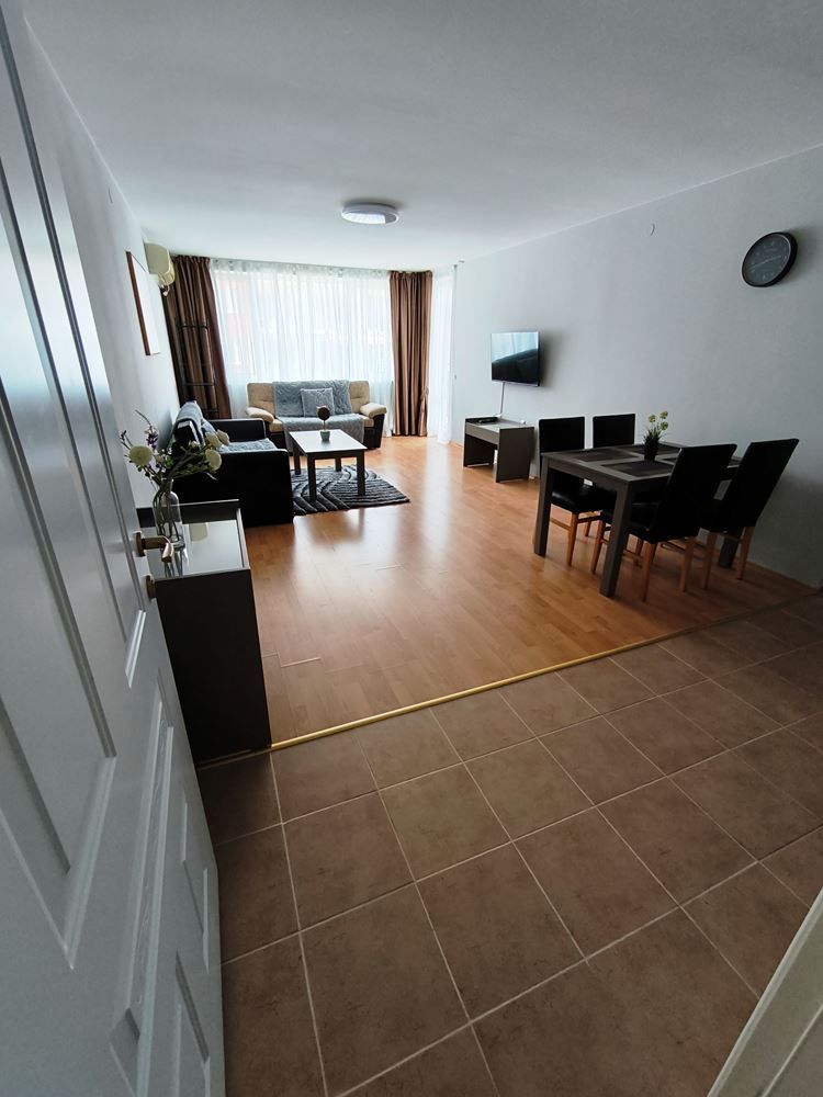 Luxusní apartmán s jednou ložnicí v první linii u moře ve Svetém Vlasu