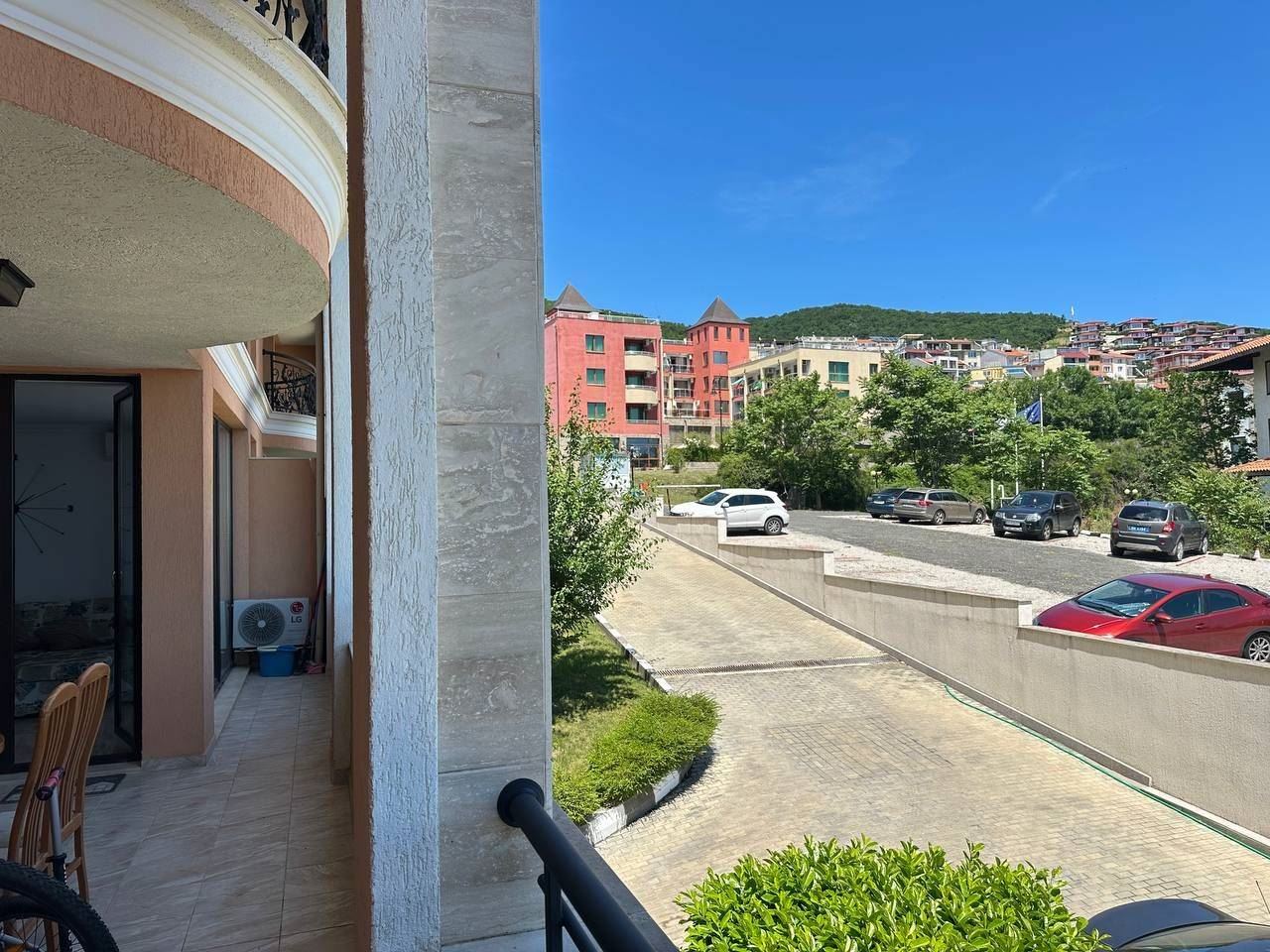Apartmán se dvěma ložnicemi a výhledem na moře 200 m od pláže ve Sveti Vlas