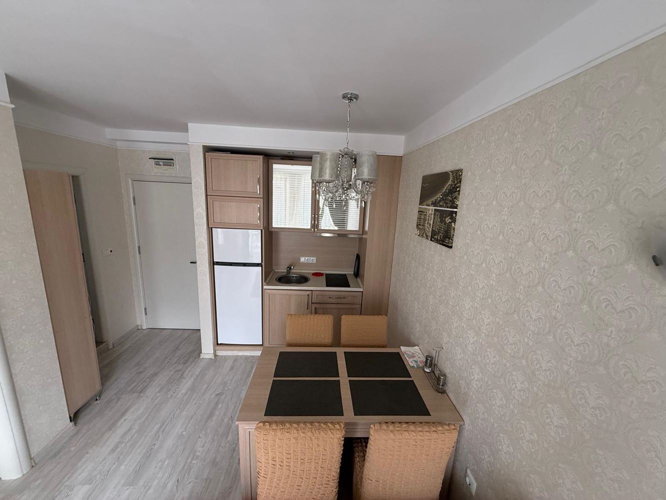 Apartmán s jednou ložnicí v luxusním komplexu ve Slunečném pobřeží s působivými bazény a odpočinkovými zónami