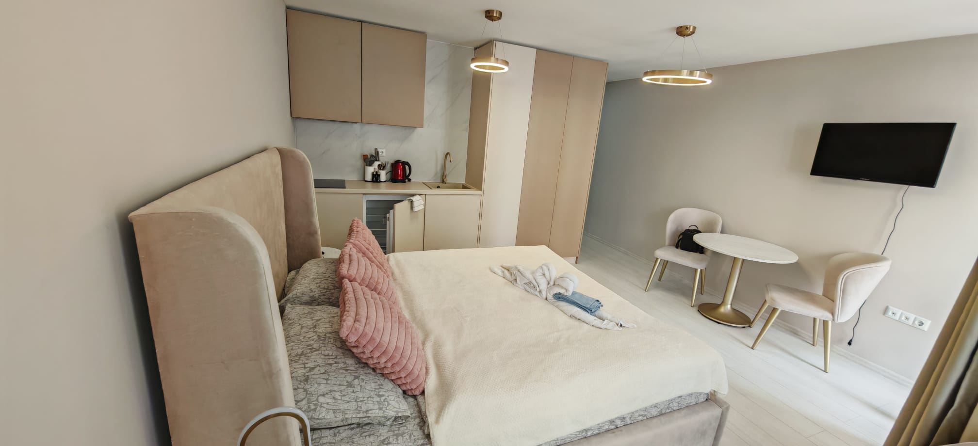 Luxusní studio v novém komplexu 300 metrů od pláže na Slunečném pobřeží – připravené k nastěhování