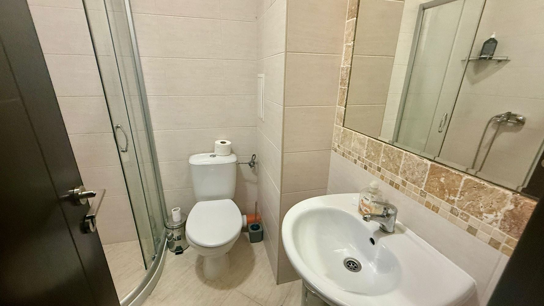 Stylově zařízené studio v luxusním komplexu v centru Slunečného pobřeží – komfort vysoké úrovně