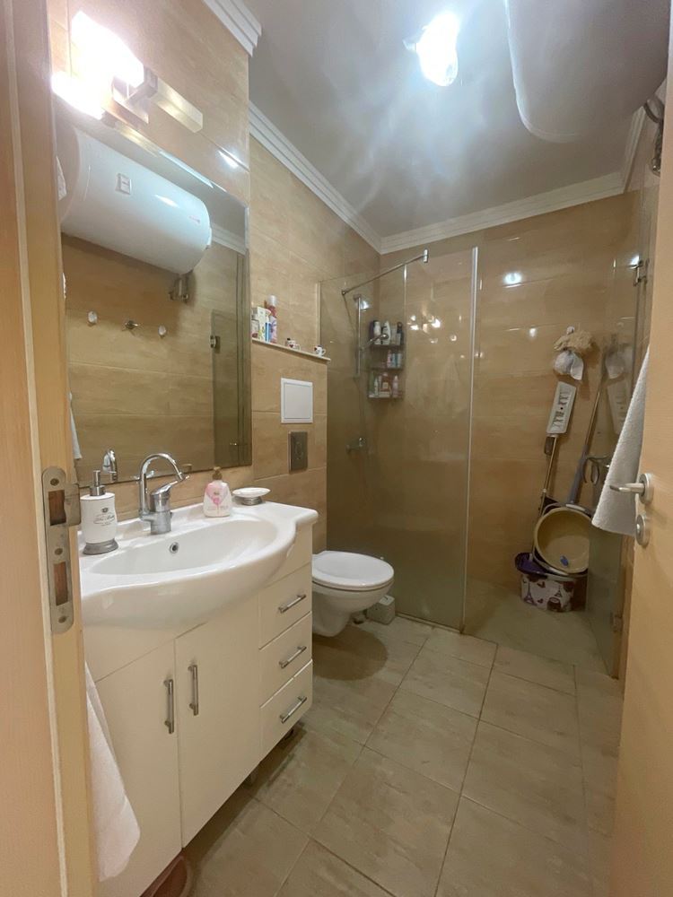 Prostorný apartmán se dvěma ložnicemi 100 metrů od pláže v Nesebaru