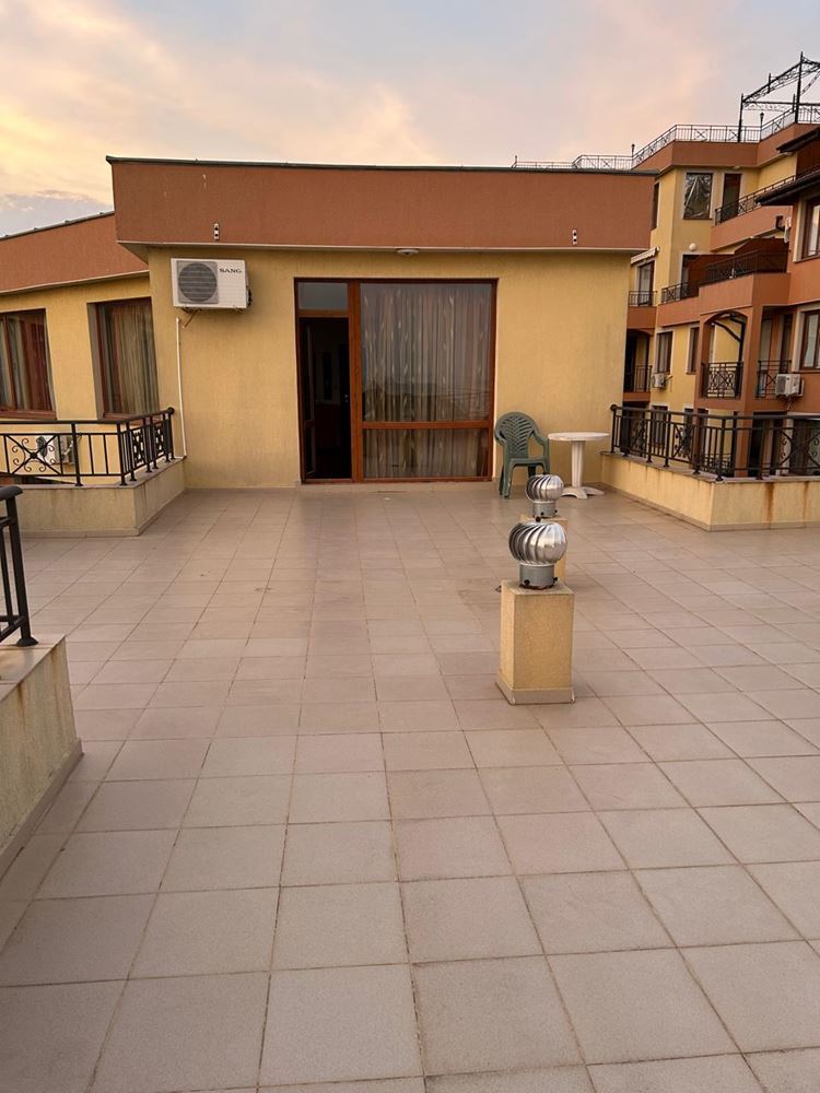 Prostorný apartmán se dvěma ložnicemi a panoramatickým výhledem na moře v Sveti Vlas