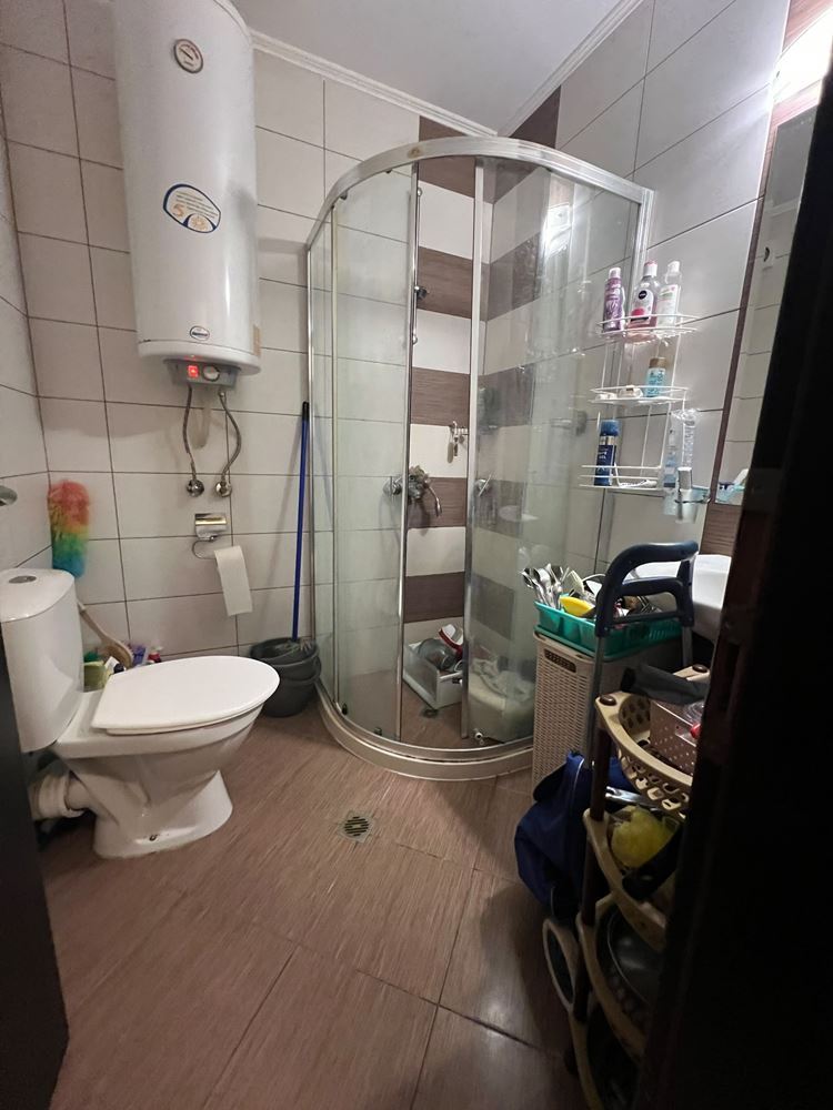 Atraktivní apartmán s jednou ložnicí obklopený zelení v klubovém komplexu v Sunny Beach