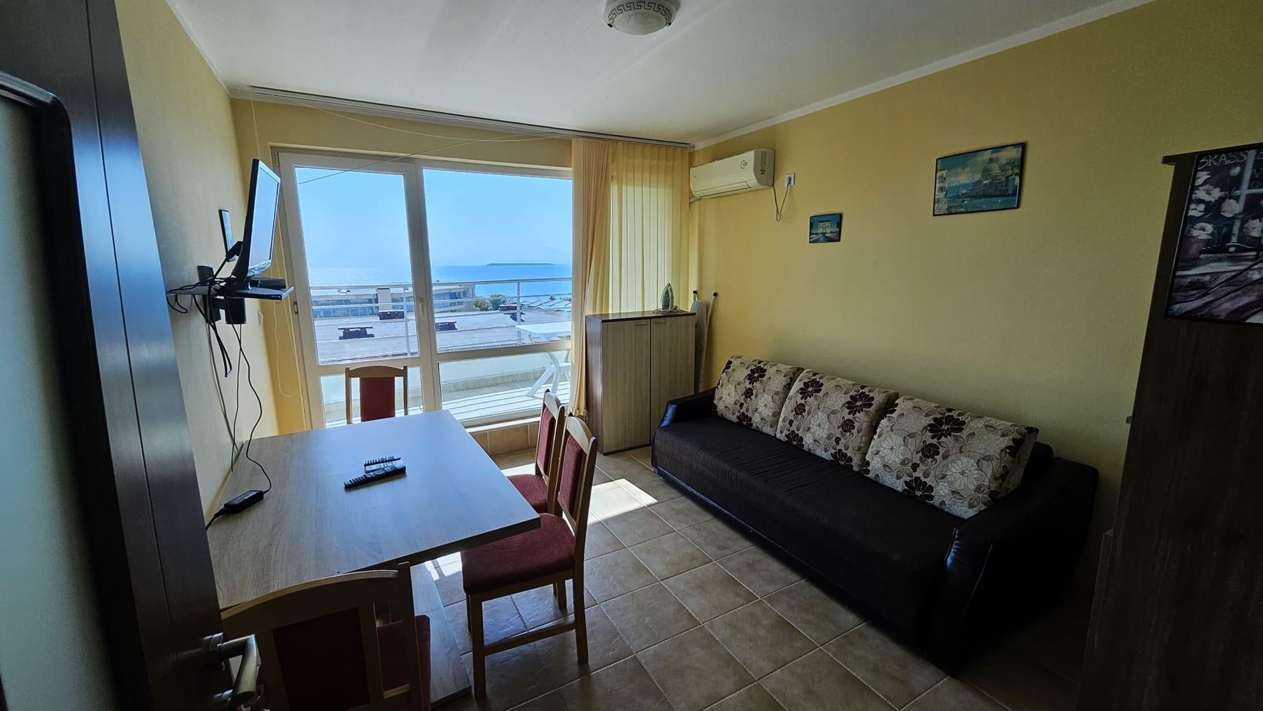 Byt s jednou ložnicí a panoramatickým výhledem na moře ve Sveti Vlas