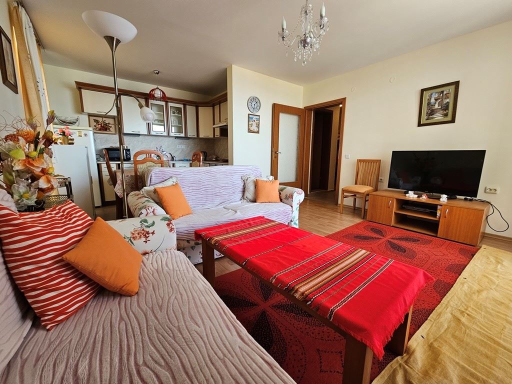 Sveti Vlas, první řada u moře – panoramatický byt s jednou ložnicí s výhledem na moře z každého pokoje