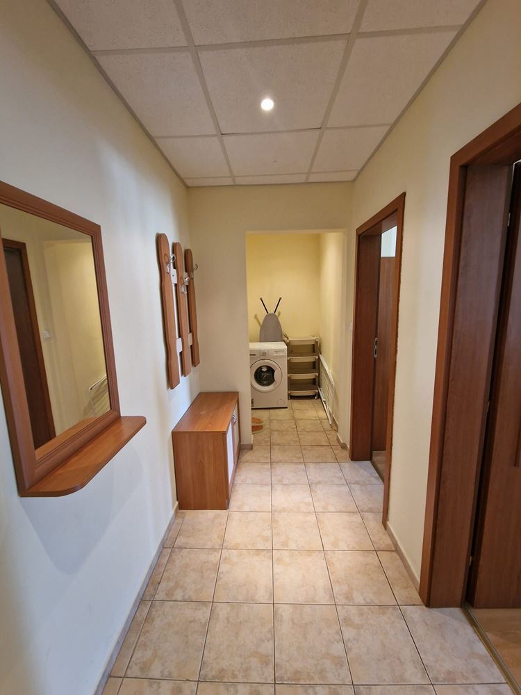 Světlý apartmán s jednou ložnicí v Nesebaru – bez poplatku za údržbu, s Aktem 16 a skvělou lokalitou