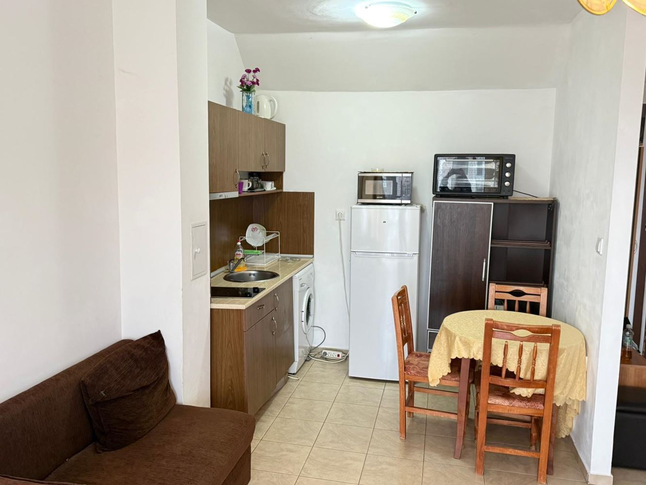 Dvouložnicový apartmán s výhledem na moře ve Sveti Vlas – skvělá investice do hotové nemovitosti