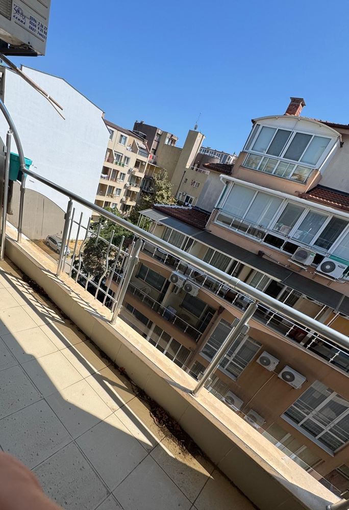 Studio v srdci Pomorie – jižní orientace, 300 metrů od moře a blízko centra