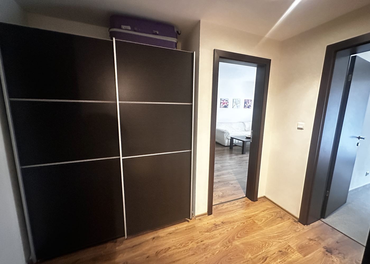 Prostorný byt s jednou ložnicí v luxusním a působivém komplexu ve Slunečném pobřeží
