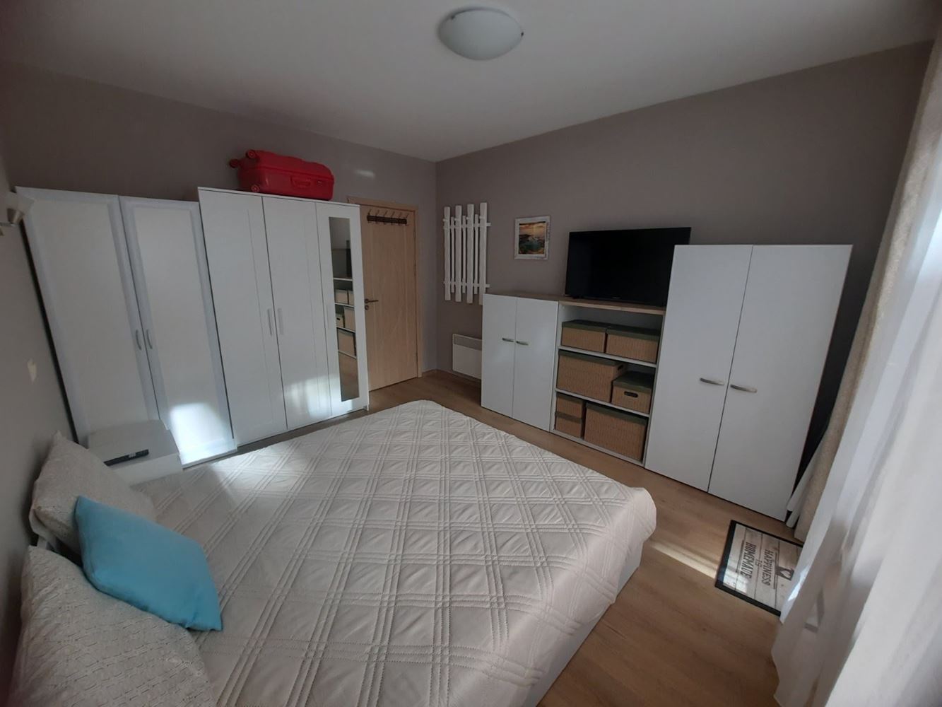 Dvoupokojový apartmán s jednou ložnicí pouhých 300 metrů od moře v Pomorie