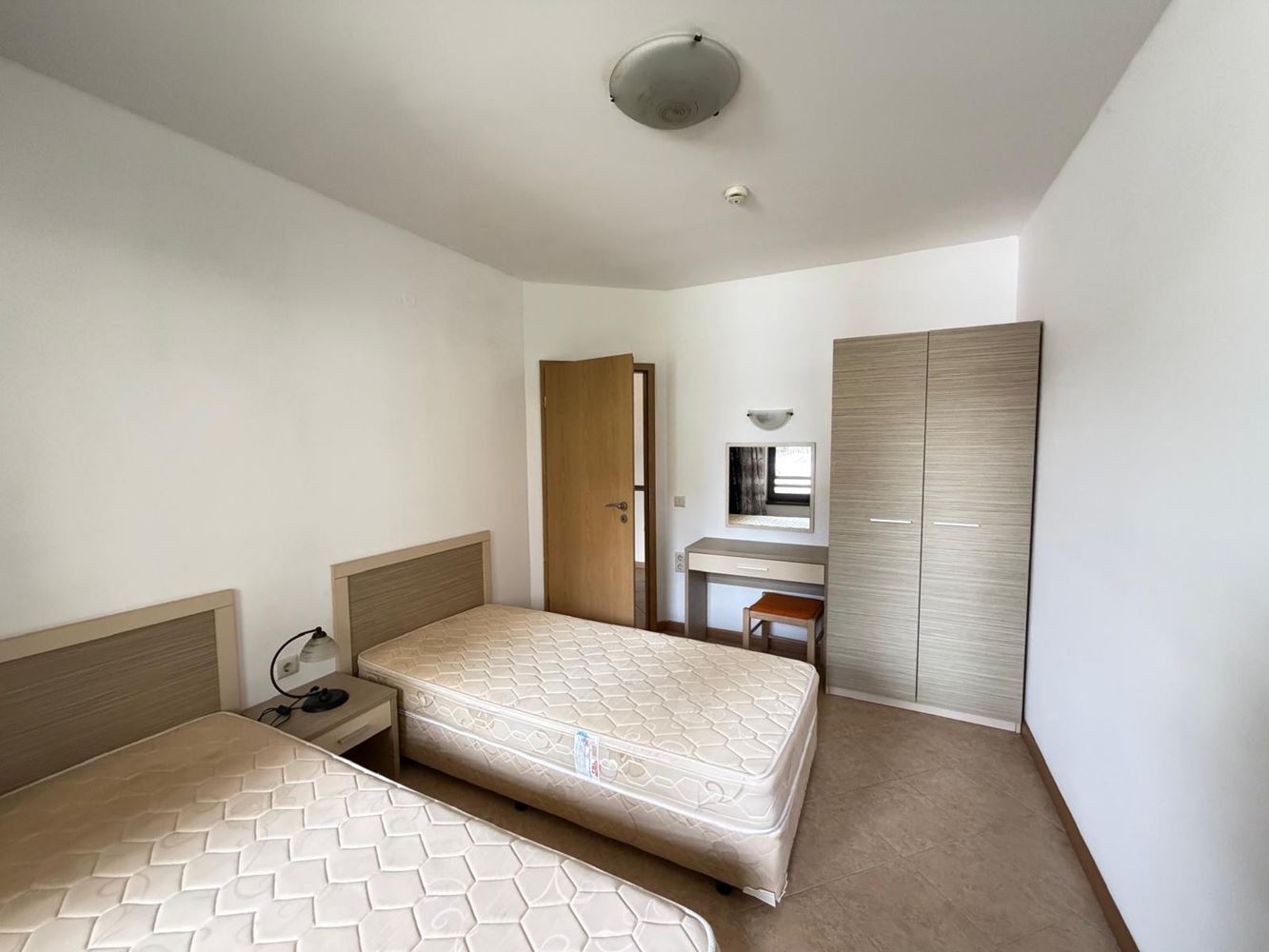 Prostorný byt s dvěma ložnicemi s přímým výstupem do vlastní zahrady v Sunny Beach – komfort, luxus a útulnost