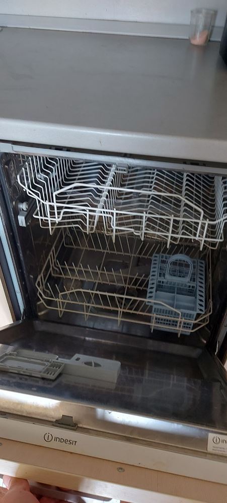 Ravda – apartmán se dvěma ložnicemi a dvěma koupelnami bez poplatku za údržbu