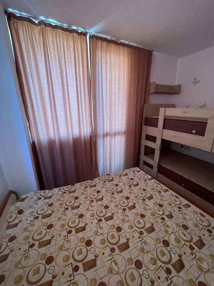 Zařízený apartmán s jednou ložnicí ve Slunečném pobřeží – výborná lokalita a vybavení