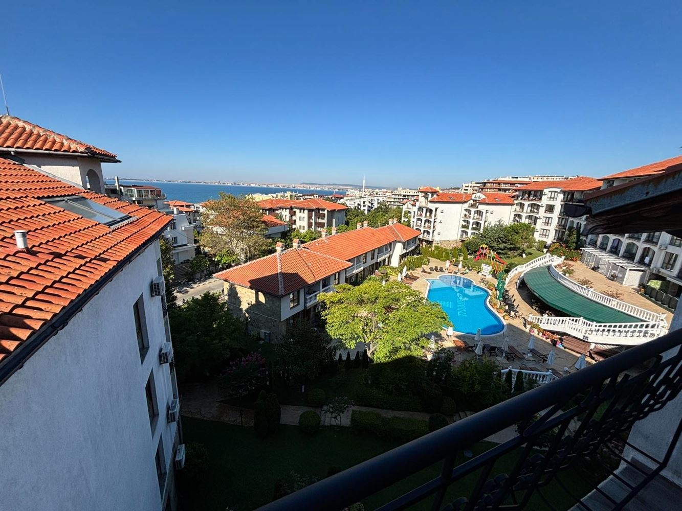 Útulný byt s jednou ložnicí a panoramatickým výhledem na moře ve Sveti Vlas