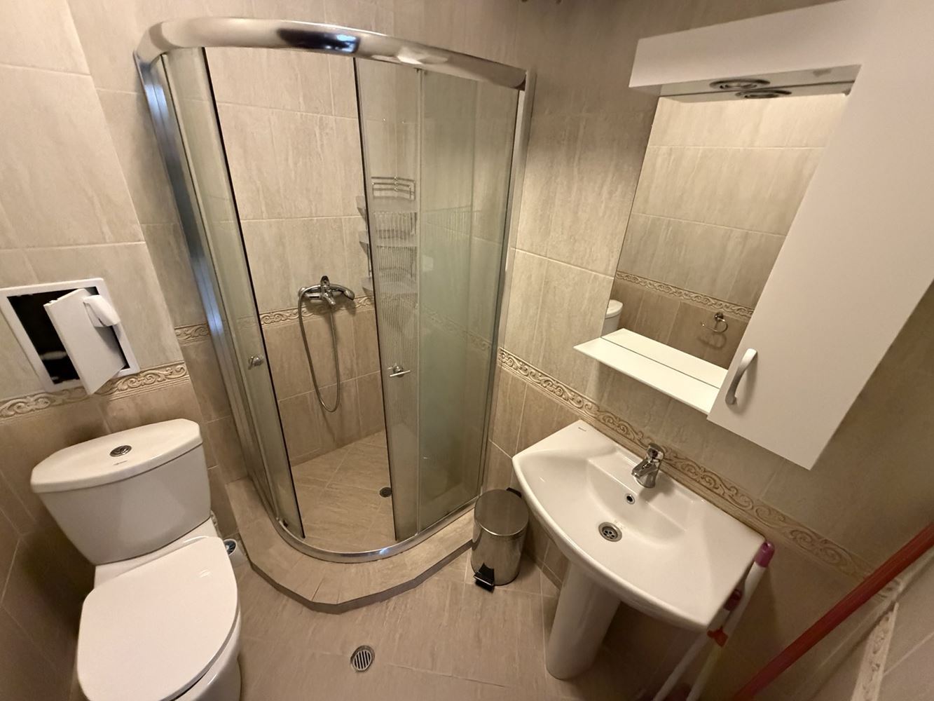 Byt s jednou ložnicí pár kroků od jižní pláže v Ravdě – bez poplatku za údržbu