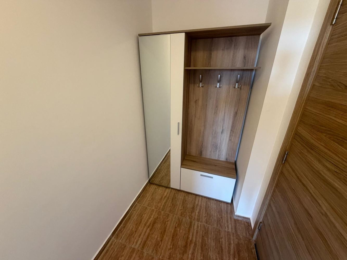 Apartmán s jednou ložnicí a výhledem na moře v novém komplexu v Aheloji – úplný komfort a vynikající infrastruktura