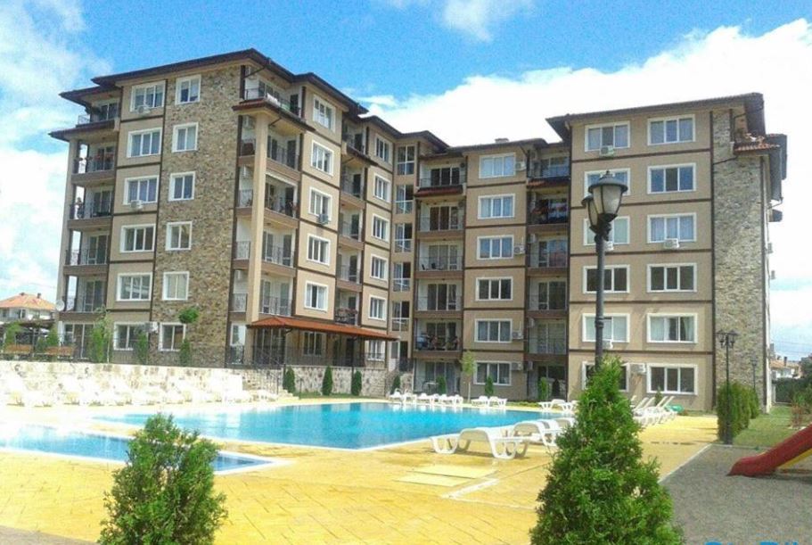 Prostorný apartmán se dvěma ložnicemi a výhledem na moře v Ravdě