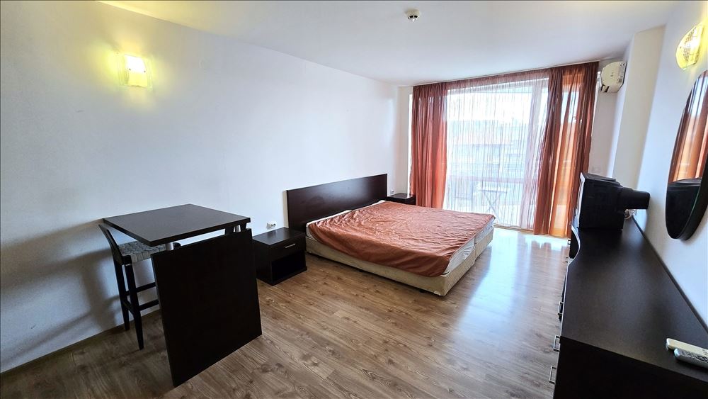 Elegantní studio v elitním komplexu v Sarafovu – jen pár kroků od pláže, luxus, SPA a bazén přímo před vámi