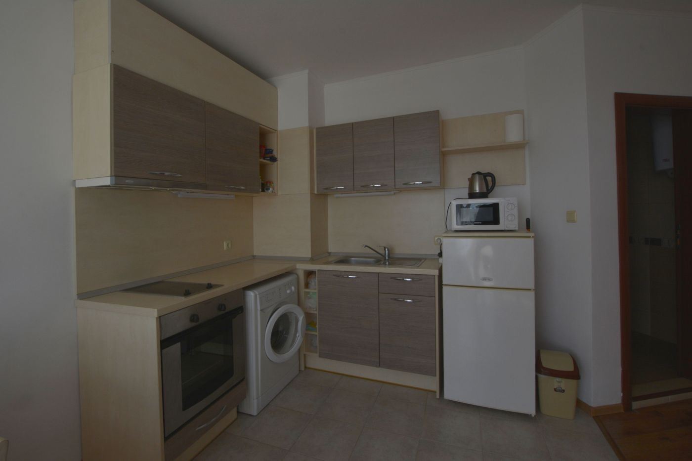 Apartmán s jednou ložnicí 100 metrů od pláže na Slunečném pobřeží – top lokalita a skvělá investice