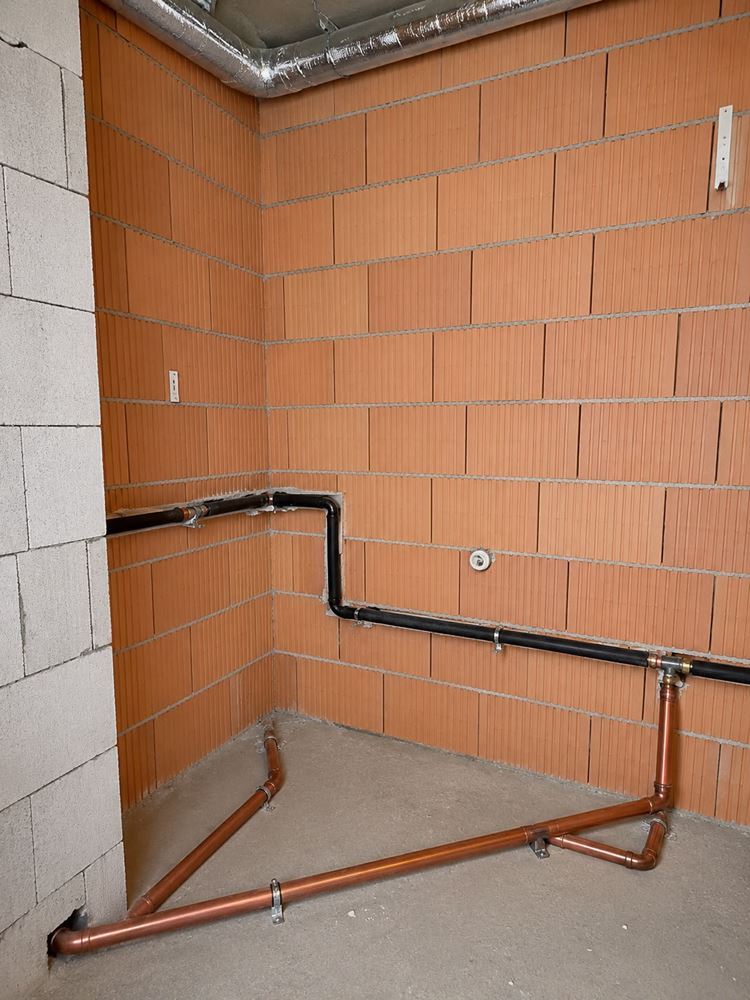 Apartmán s vlastní zahrádkou 100 m od moře v Sarafovu – novostavba před Aktem 15
