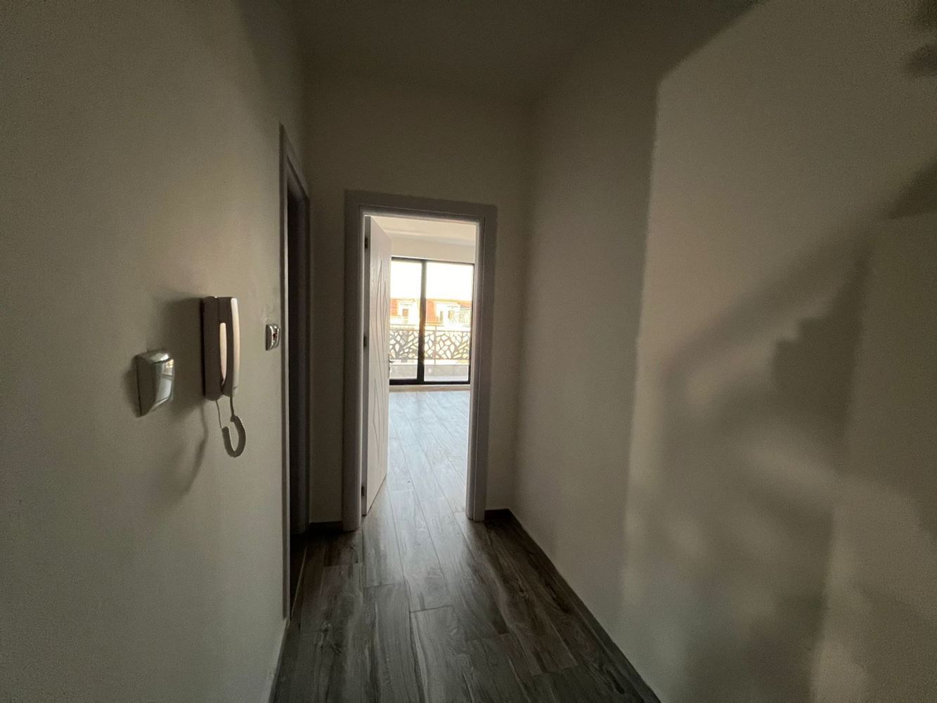 Luxusní apartmán s jednou ložnicí 50 metrů od pláže v Sozopolu – bez poplatku za údržbu