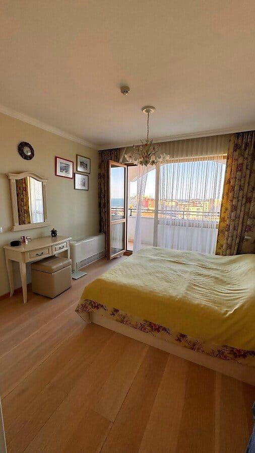 Luxusní apartmán se dvěma ložnicemi a panoramatickými výhledy ve Sveti Vlas