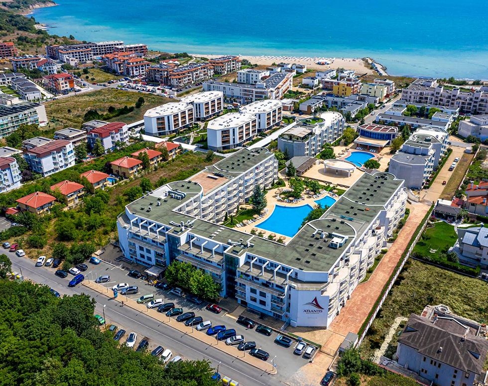 Elegantní studio v elitním komplexu v Sarafovu – jen pár kroků od pláže, luxus, SPA a bazén přímo před vámi