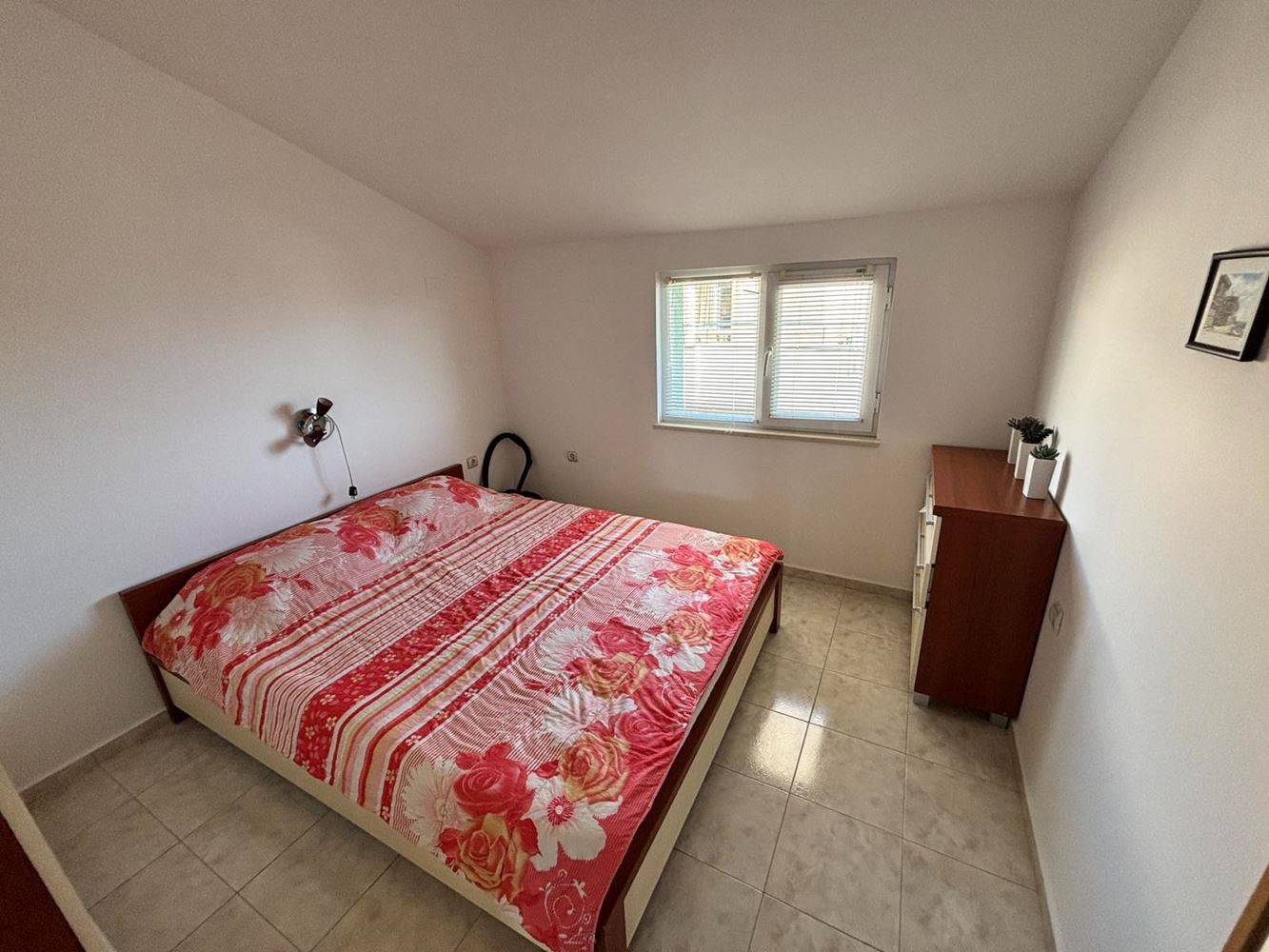 Apartmán se dvěma ložnicemi a panoramatickým výhledem na moře ve Sveti Vlas