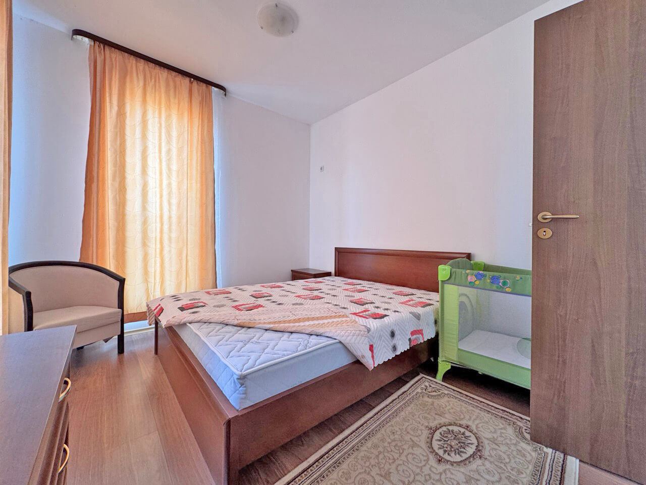 Prostorný apartmán se dvěma ložnicemi – komfort, klid a vynikající vybavení v moderním komplexu