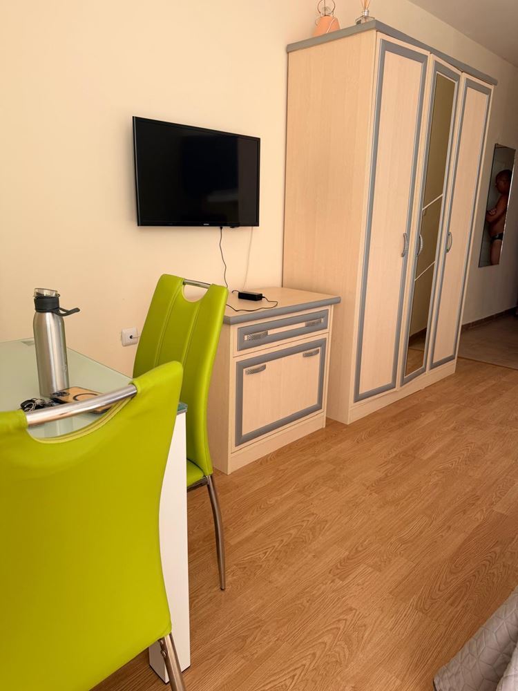 Prostorné studio v první řadě u moře v Ravdě – s možností splátkového kalendáře