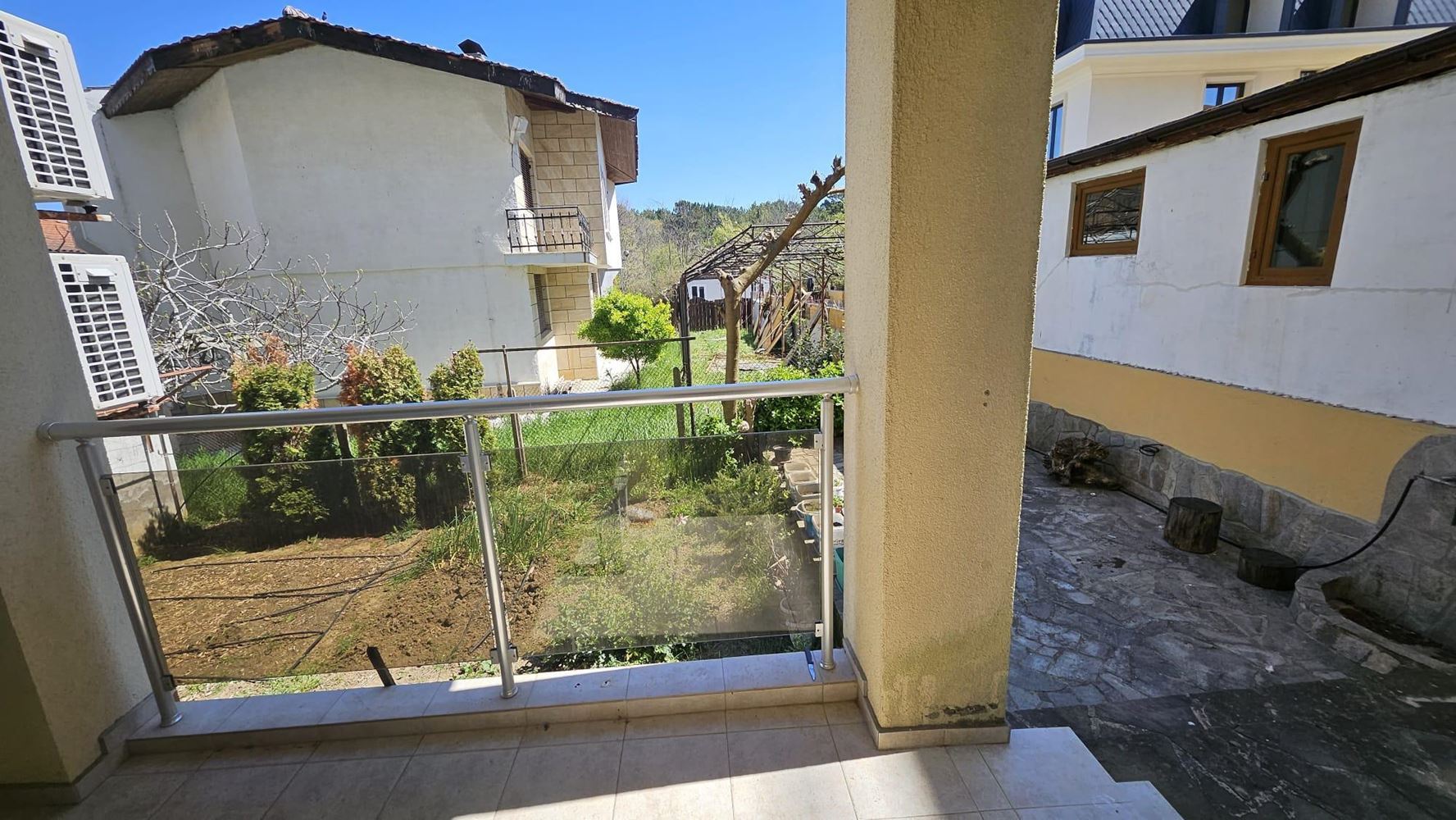 Dvoupokojový byt 50 metrů od moře bez poplatku za údržbu – Achtopol