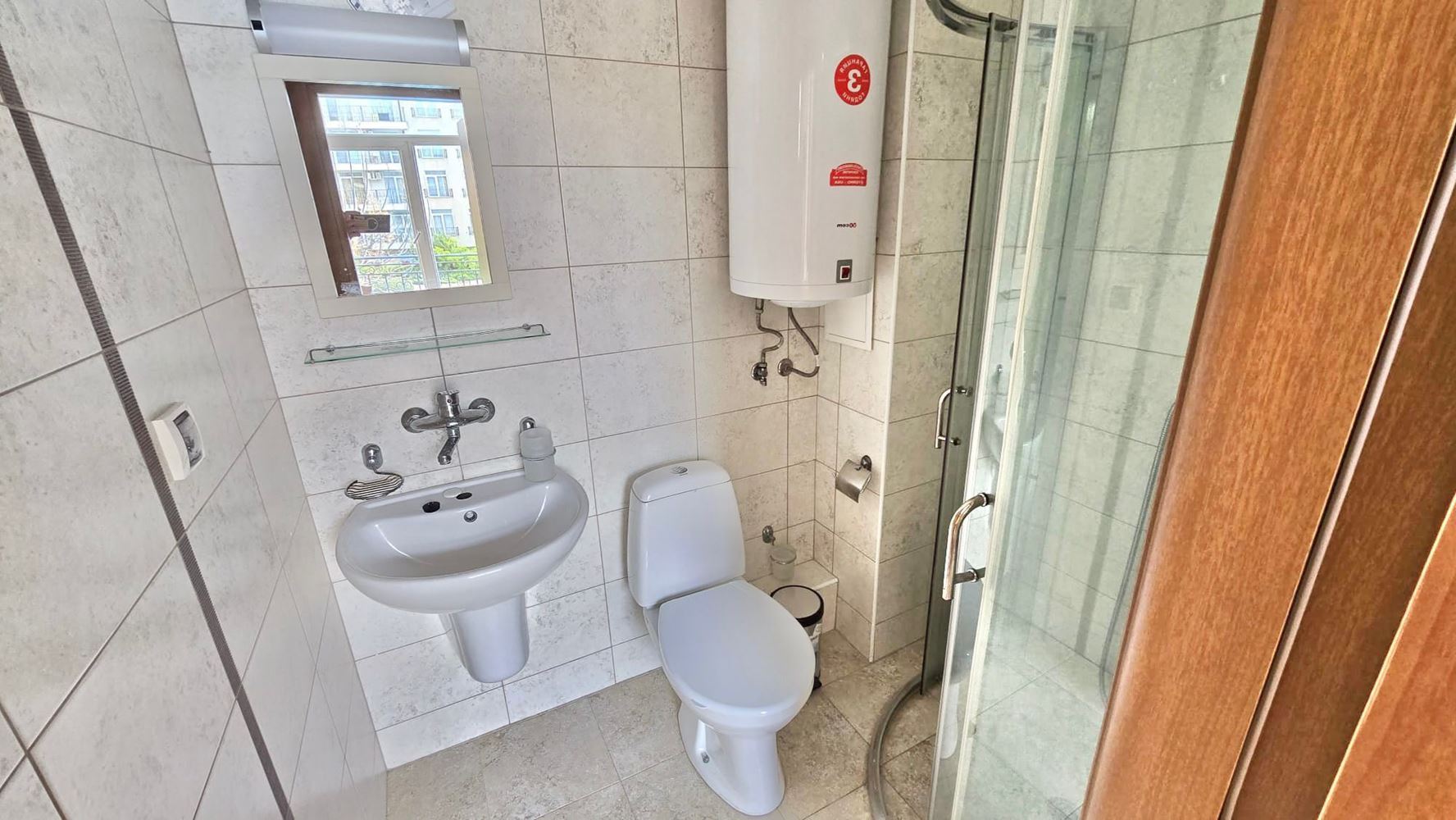 Útulnost, styl a komfort u moře – apartmán se dvěma ložnicemi v srdci Slunečného pobřeží