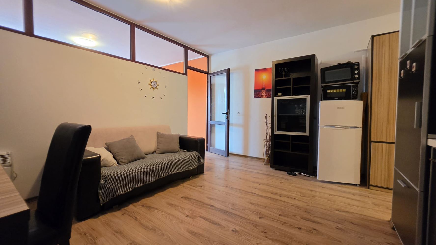Apartmán s jednou ložnicí a výhledem na moře ve Sveti Vlas – 200 metrů od pláže