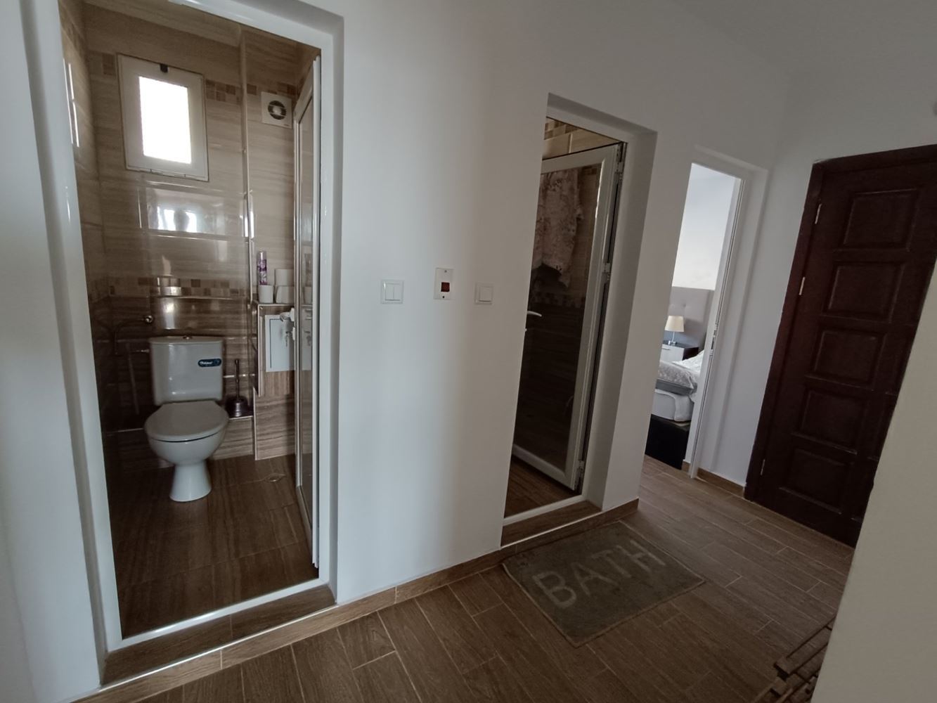 Byt se dvěma ložnicemi a výhledem na moře bez poplatku za údržbu ve Sveti Vlasu
