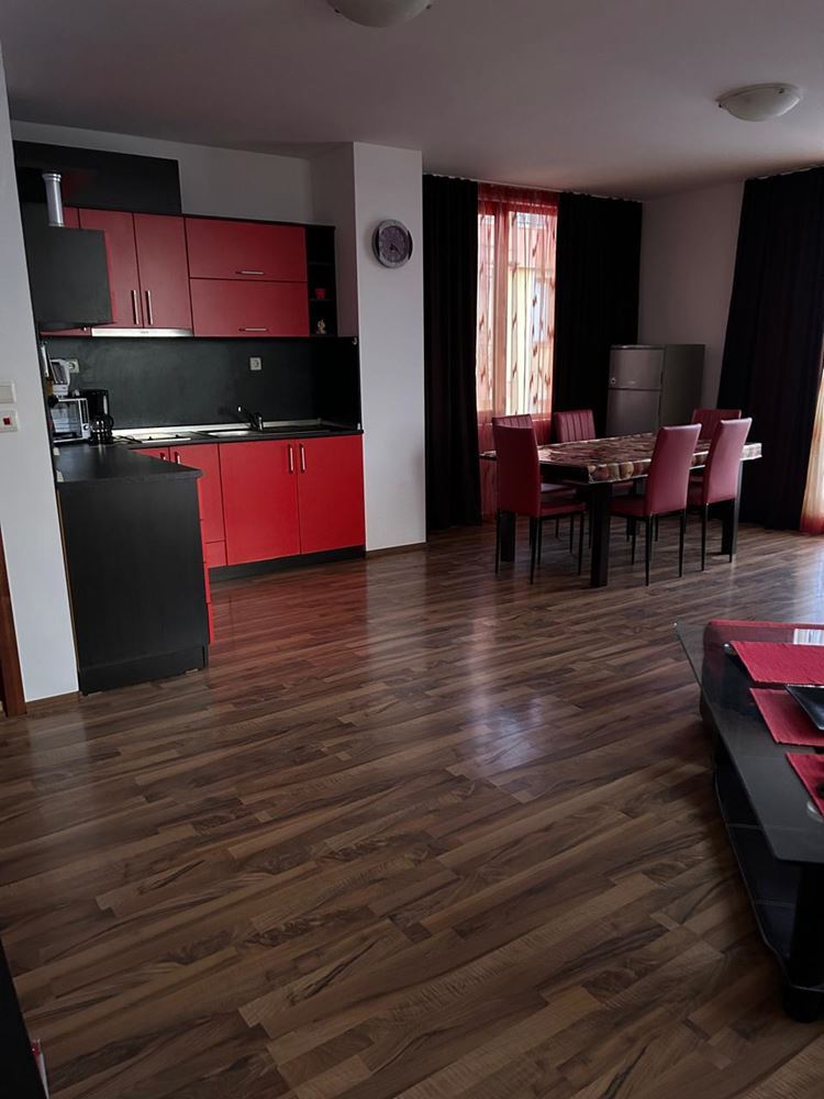 Prostorný apartmán se dvěma ložnicemi a panoramatickým výhledem na moře v Sveti Vlas
