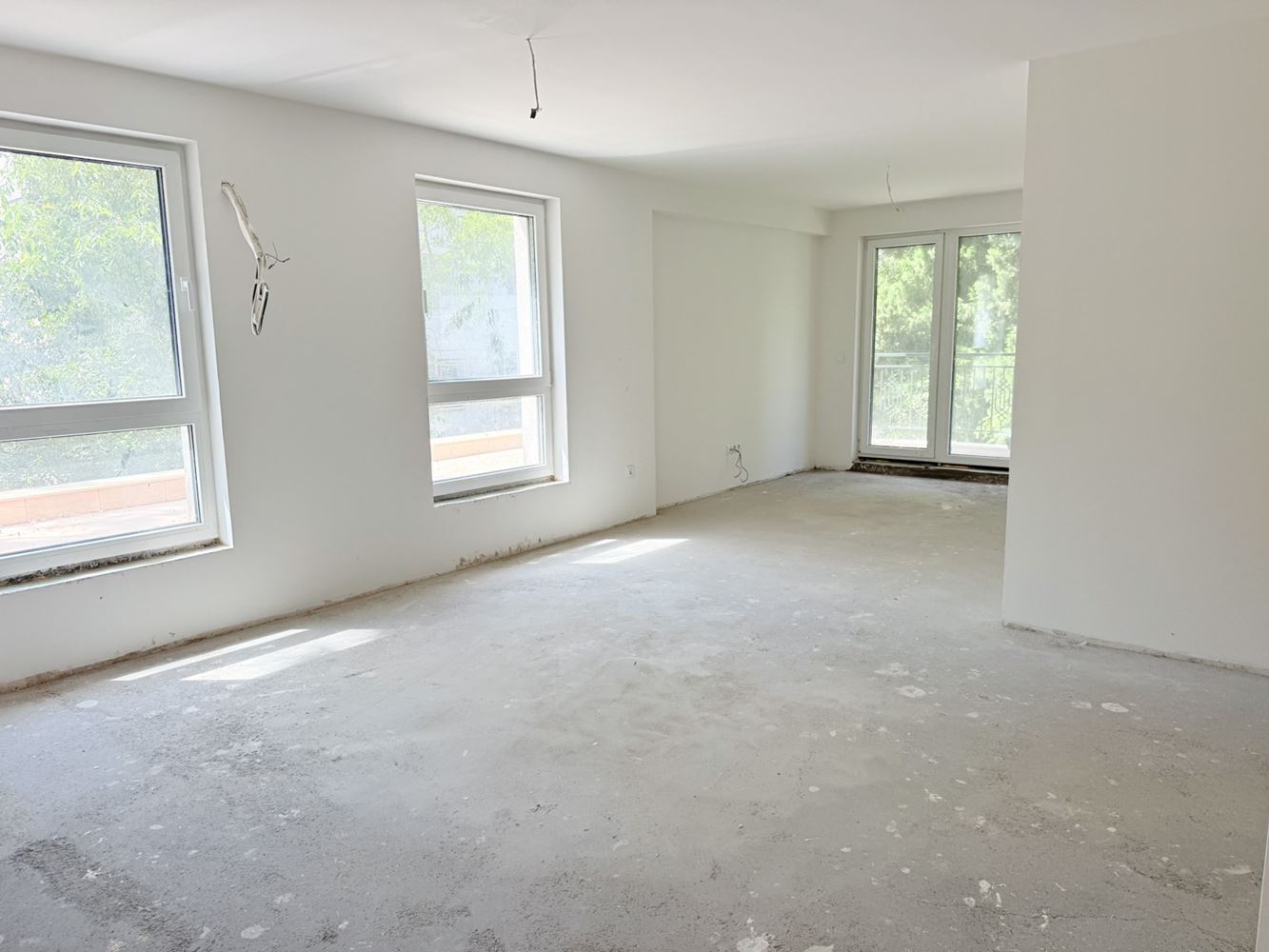 Prostorný dvoupokojový apartmán v nové budově s Aktem 16 v Burgasu – komfort, prostor a skvělá lokalita
