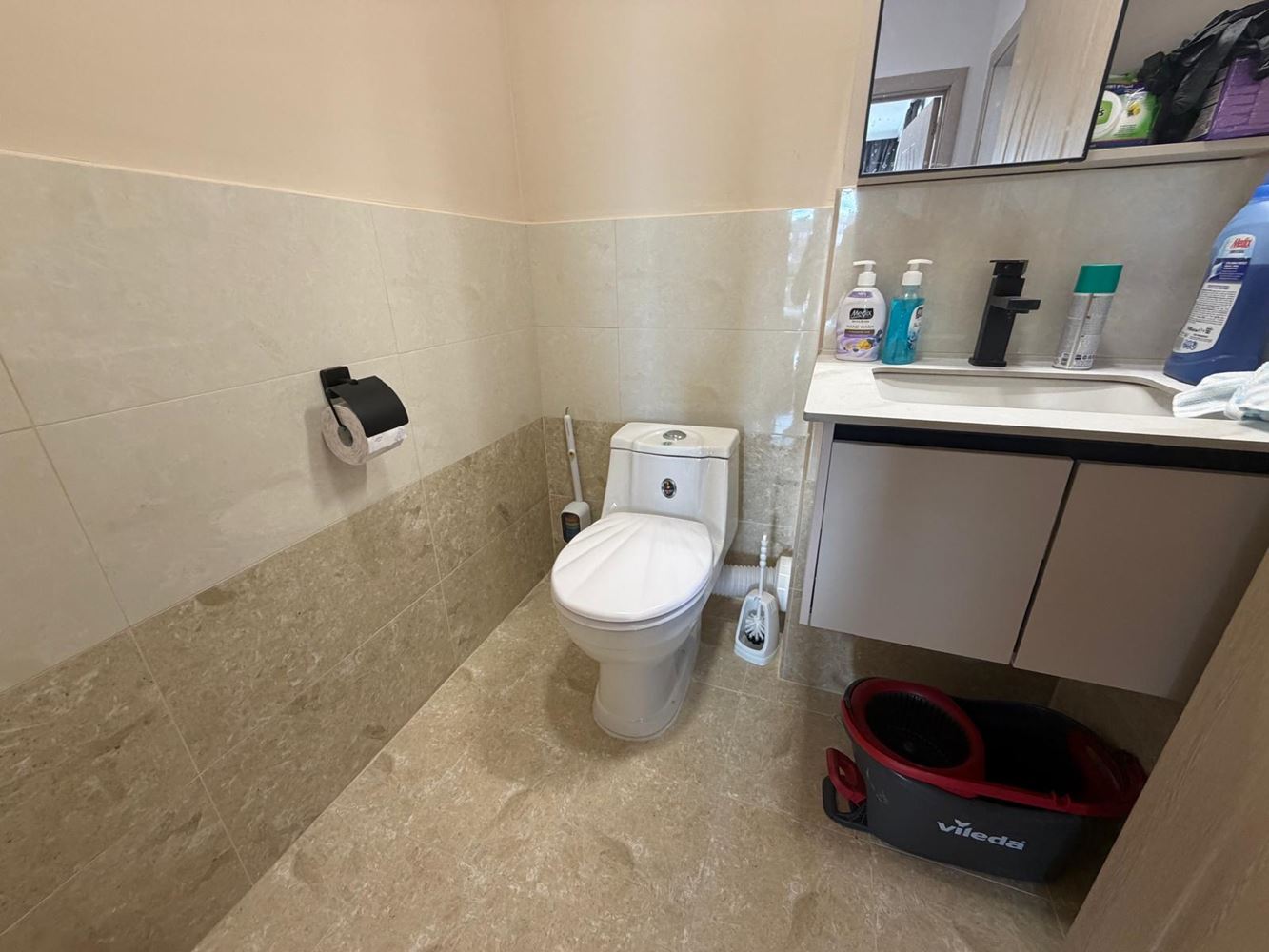 Apartmán se 2 ložnicemi v moderním komplexu s krásným zeleným prostředím v Ravdě