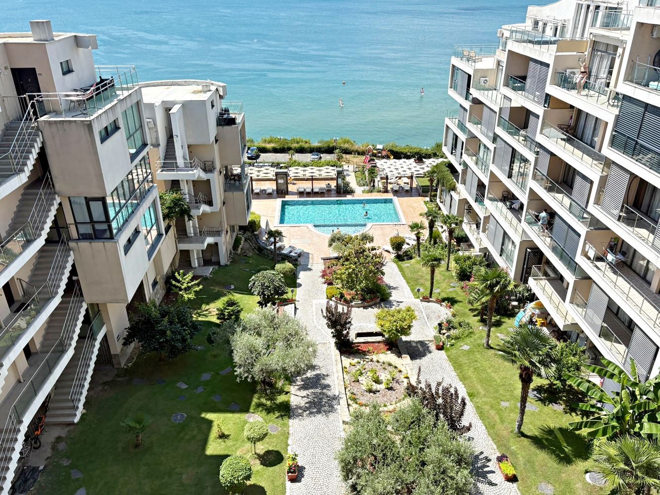 Luxusní apartmán s jednou ložnicí s panoramatickým výhledem na moře v první linii ve Sveti Vlas