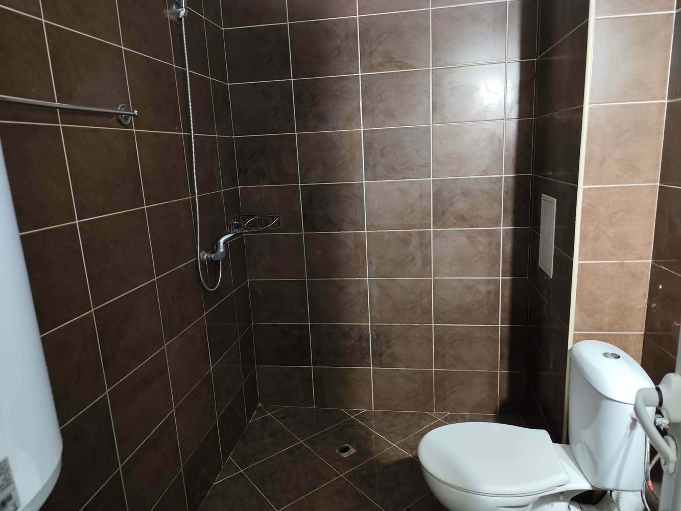 Zařízený dvoupokojový apartmán v centrální části Slunečného pobřeží – výborná lokalita a investiční potenciál