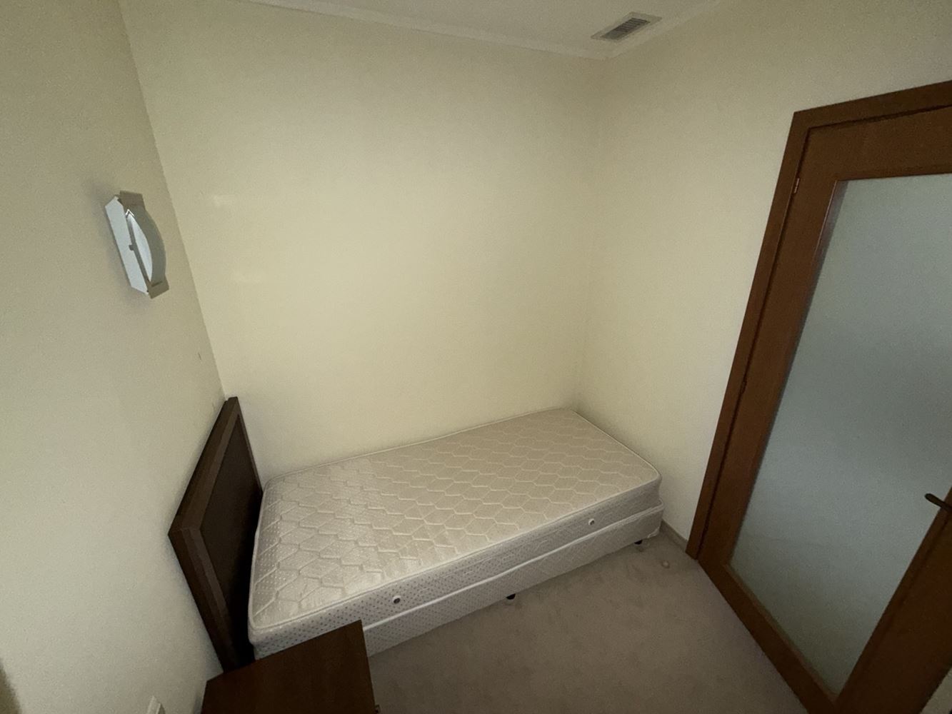 Byt se dvěma ložnicemi v Pomorie s přímým výhledem na moře – luxusní život na první linii