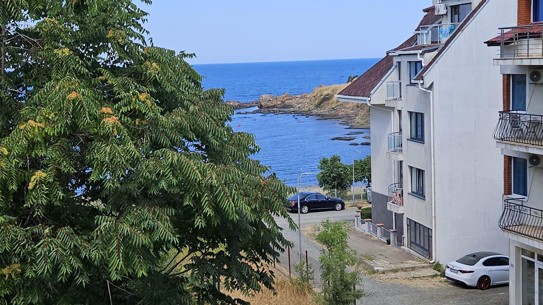 Apartmán s jednou ložnicí a výhledem na moře v Achtopolu – pouze 50 metrů od pláže, bez poplatku za údržbu